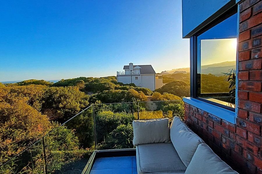 4 Bedroom Property for Sale in Dana Bay Western Cape